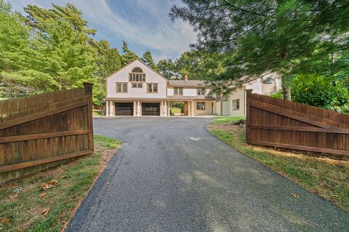 31 Fortune Dr, Plymouth, MA, 02360-2224 | Card Image