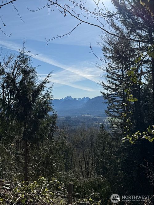 15215 320th St Ne, Arlington, WA, 98223-4322 | Card Image