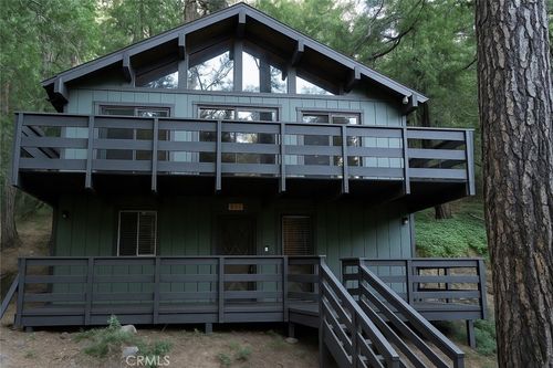 828 Fern Dr, Crestline, CA, 92325-9578 | Card Image