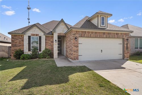 1037 Shelby Dr, Belton, TX, 76513-4688 | Card Image