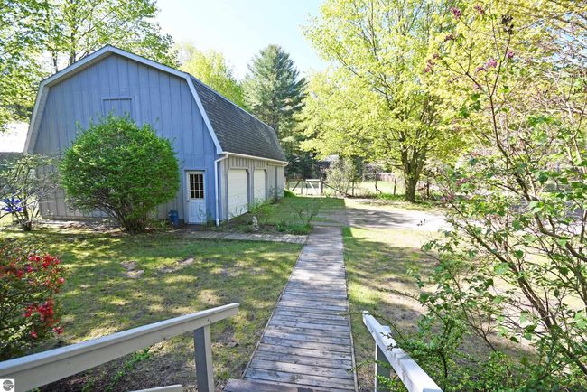 7950 S Shorebird Ln, House other with 3 bedrooms, 2 bathrooms and null parking in Empire MI | Image 5