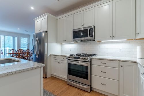 unit-405-7 Willey Creek Rd, Exeter, NH, 03833-8810 | Card Image