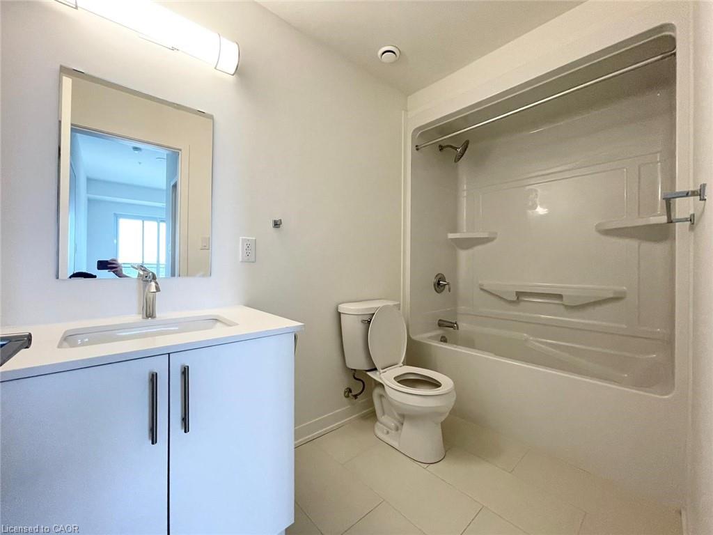 Residential Lease in Waterloo 3