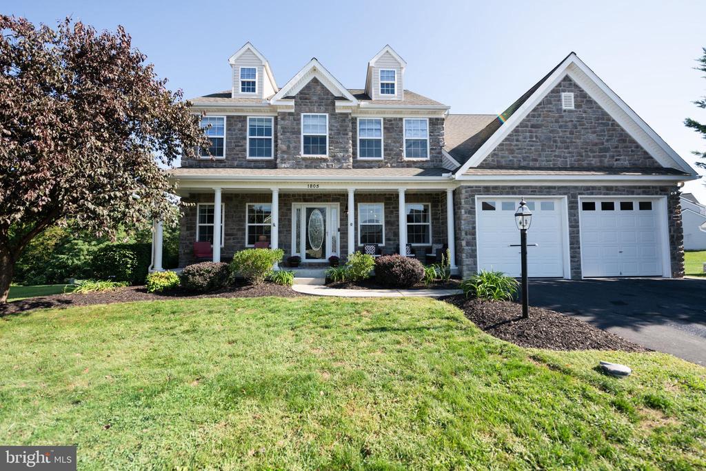 Silverleaf Ln, Palmyra, PA 17078