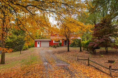 801 Newton Rd, Vernon, VT, 05354-9789 | Card Image