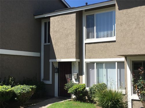 135-17625 Newland St, Huntington Beach, CA, 92647 | Card Image