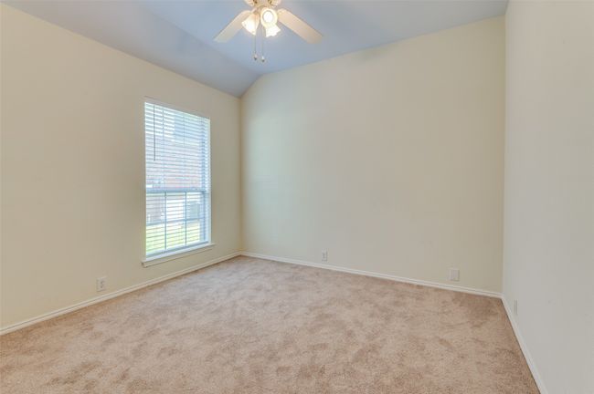 6717 Candlecreek Ln, House other with 4 bedrooms, 2 bathrooms and null parking in Plano TX | Image 24