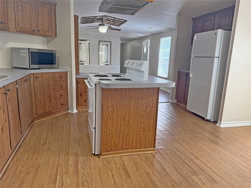 486 Meridian, Livingston, TX, 77351-8009 | Card Image