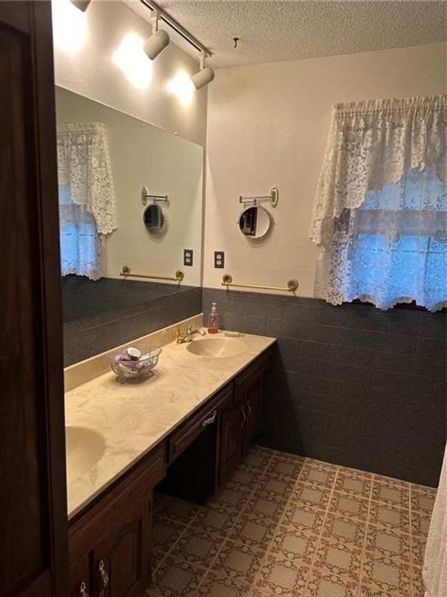 2004 Thunderbird Dr, House other with 4 bedrooms, 4 bathrooms and null parking in Harrisonville MO | Image 54