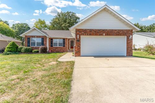 113 Jessica Dr, Saint Jacob, IL, 62281-1247 | Card Image