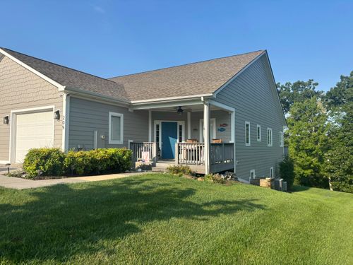205 Retreat Ln, Huddleston, VA, 24104-3137 | Card Image