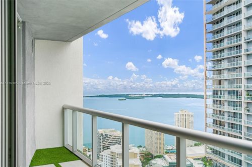 4811-475 Brickell Ave, Miami, FL, 33131 | Card Image