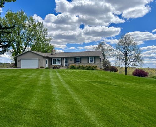 W3849 Us Highway 14/61, Greenfield, WI, 54601 | Card Image