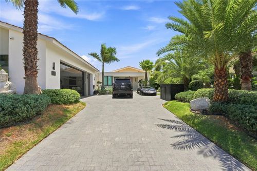 935 Calle Norte, DORADO, PR, 00646 | Card Image