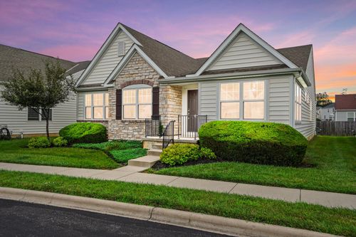 44-220 Sandrala Dr, Reynoldsburg, OH, 43068-5687 | Card Image