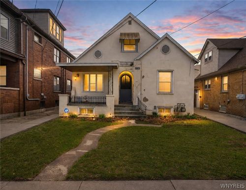 2247 Grand Ave, Niagara Falls, NY, 14301-2351 | Card Image