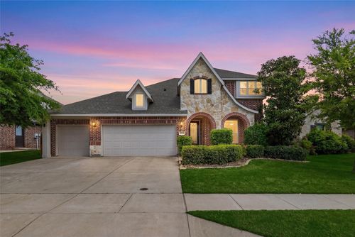 9924 Chrysalis Dr, Fort Worth, TX, 76131-4293 | Card Image