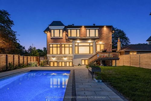 35 Lloydminster Cres, North York, ON, M2M2R9 | Card Image