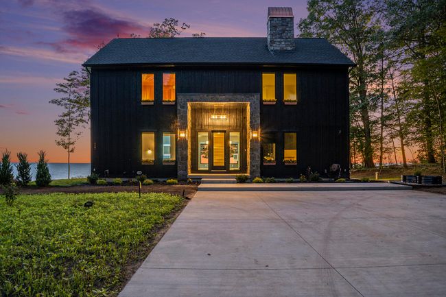 2578 Lakeshore Dr, House other with 3 bedrooms, 4 bathrooms and null parking in Fennville MI | Image 13