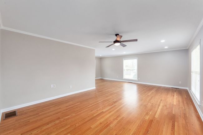 596 Russell Rd, House other with 3 bedrooms, 2 bathrooms and 3 parking in Jackson TN | Image 21