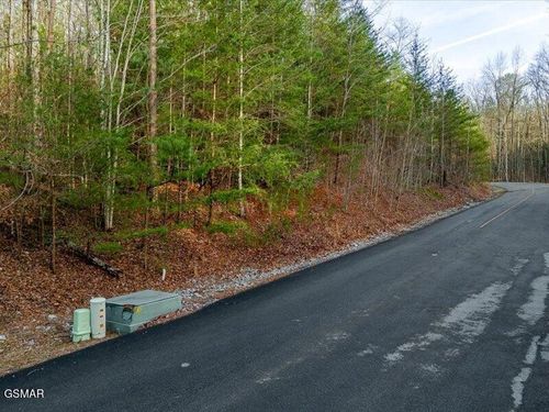 50 Harvest Moon Rd, Sevierville, TN, 37862 | Card Image