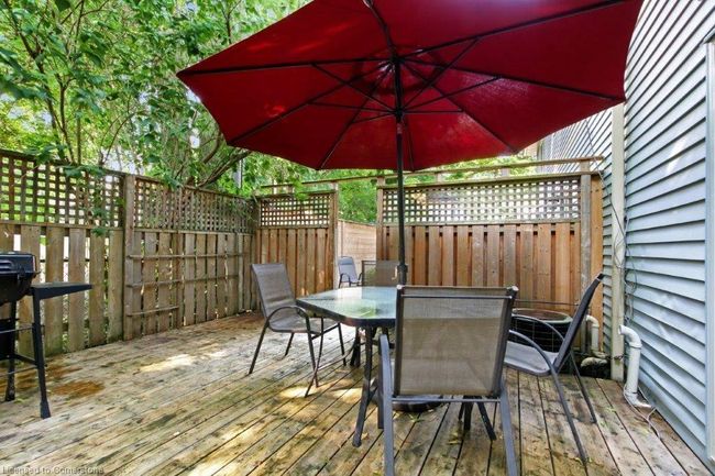2 - 561 Princess Ave, Townhouse with 3 bedrooms, 3 bathrooms and 2 parking in London ON | Image 25