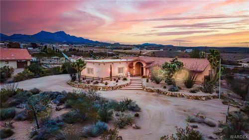 3557 Packsaddle Rd, Kingman, AZ, 86401-6523 | Card Image