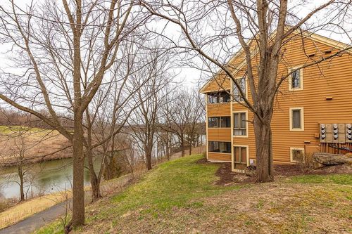 A7 Long Bay Point Dr, Galena, IL, 61036-8707 | Card Image