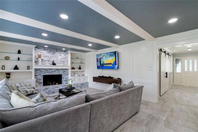 Living Room, note built-ins and fireplace | Image 4