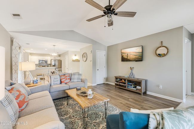 107 Ne 24 Th St, House other with 3 bedrooms, 2 bathrooms and null parking in Oak Island NC | Image 10