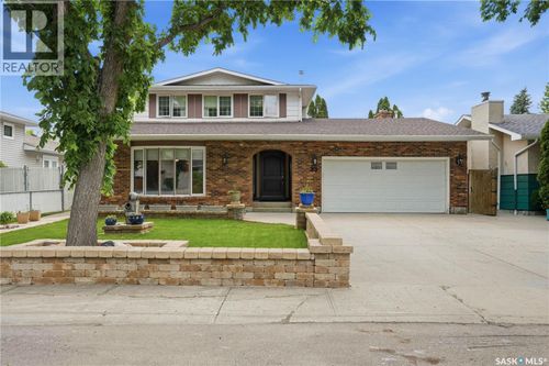 83 Minot Dr, Regina, SK, S4X1B6 | Card Image