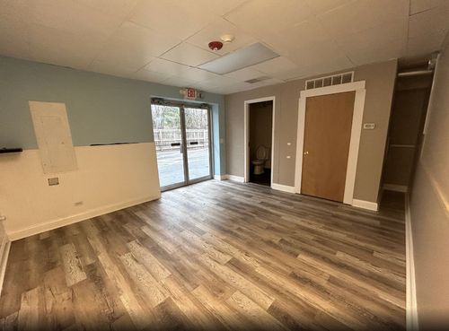 338-338 S Main St, Bartlett, IL, 60103-4423 | Card Image