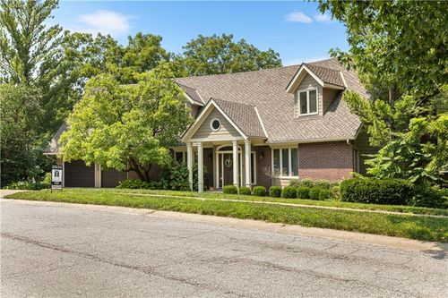 12380 Summit St, Kansas City, MO, 64145-1174 | Card Image