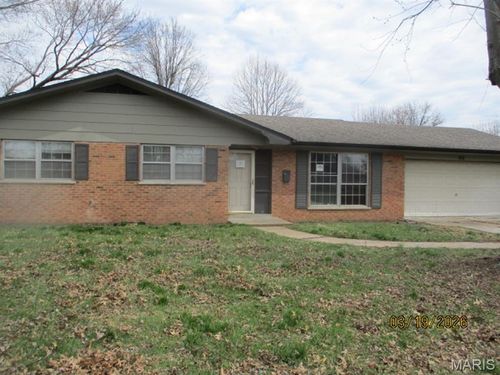 612 Springdale Drive, Belleville, IL, 62223 | Card Image