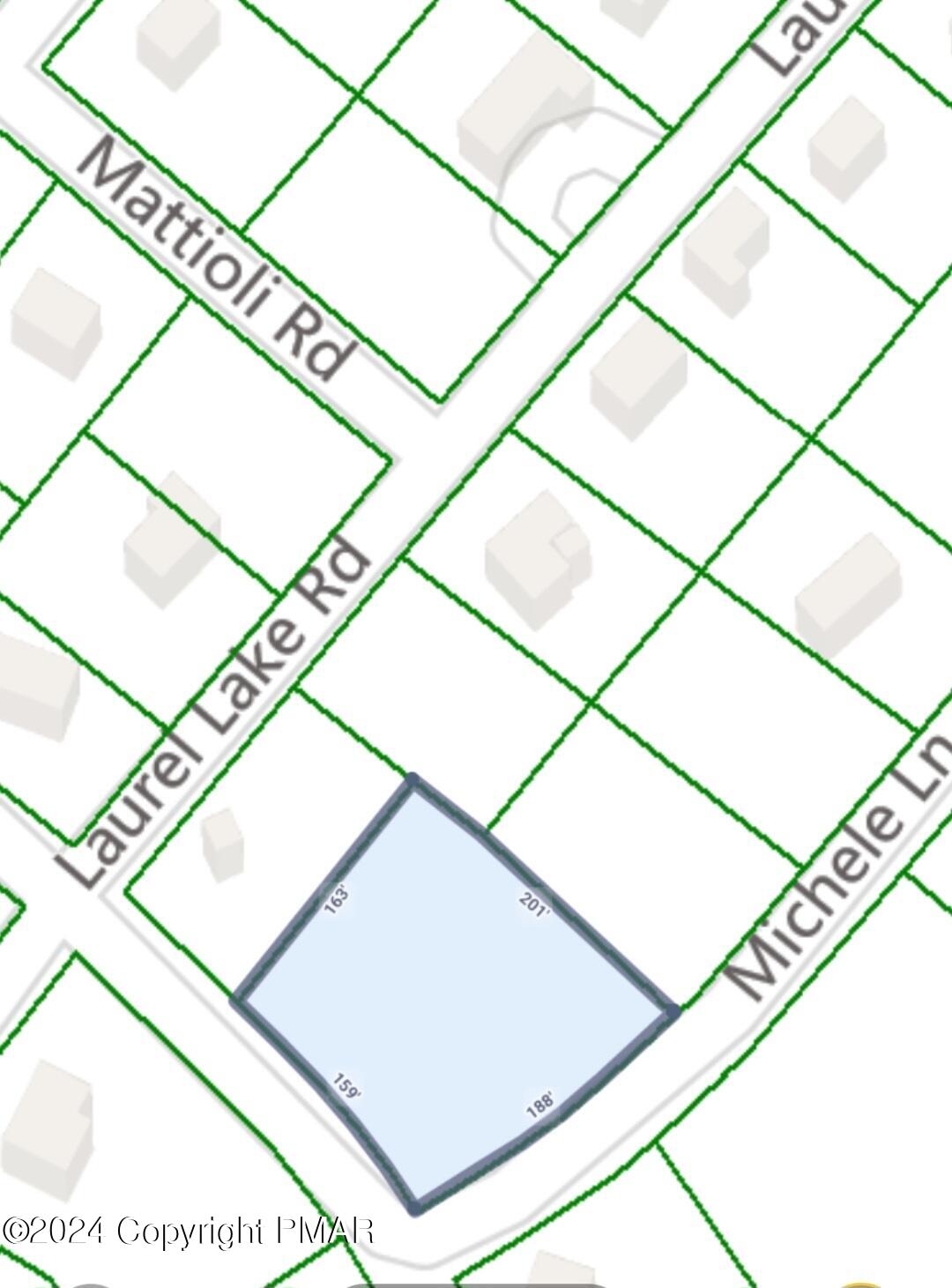 Michelle Ln, Bartonsville, PA 18321
