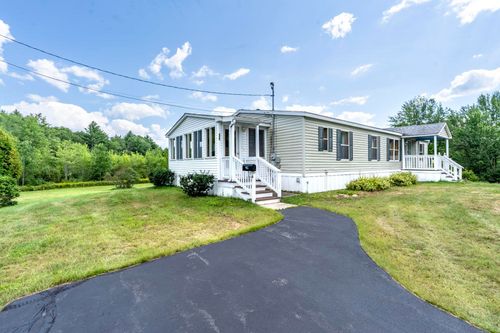 955 Calef Highway, Barrington, NH, 03825-3623 | Card Image