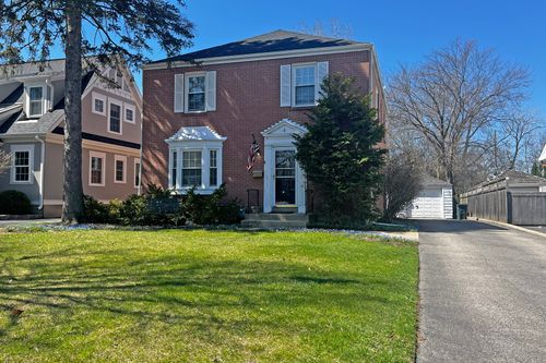 1-4 S June Terrace, Lake Forest, IL, 60045 | Card Image