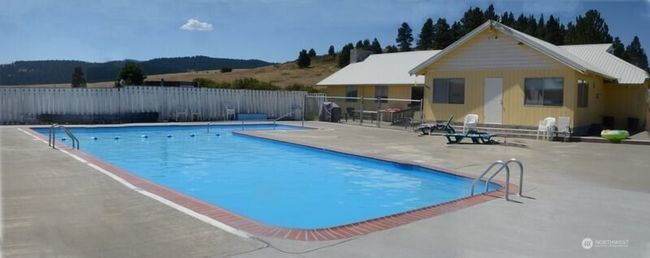 Sunlight Waters Community Pool and Club House | Image 30