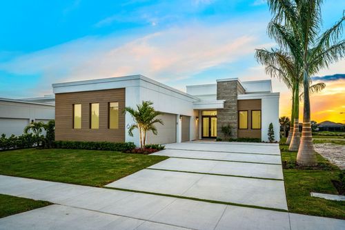 6434 Modern Duran Dr, Melbourne, FL, 32940-2832 | Card Image