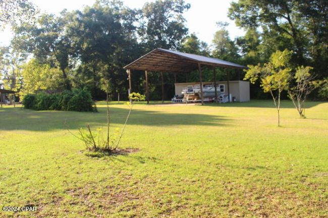6562 Messer Rd, House other with 3 bedrooms, 2 bathrooms and null parking in Grand Ridge FL | Image 21