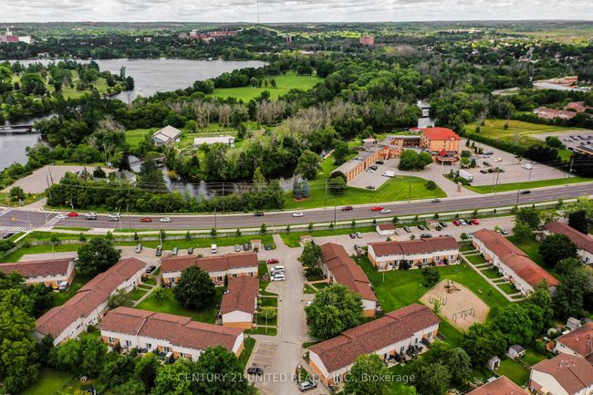 60 - 996 Sydenham Rd, Condo with 3 bedrooms, 1 bathrooms and 1 parking in Peterborough ON | Image 5