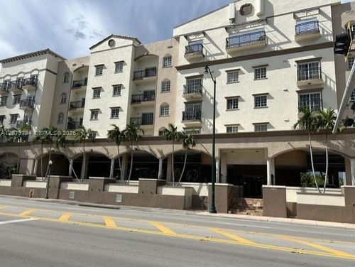 313-5271 Sw 8th St, Coral Gables, FL, 33134-2353 | Card Image