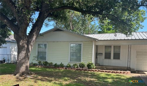 1805 Guadalupe St, Victoria, TX, 77901-6224 | Card Image