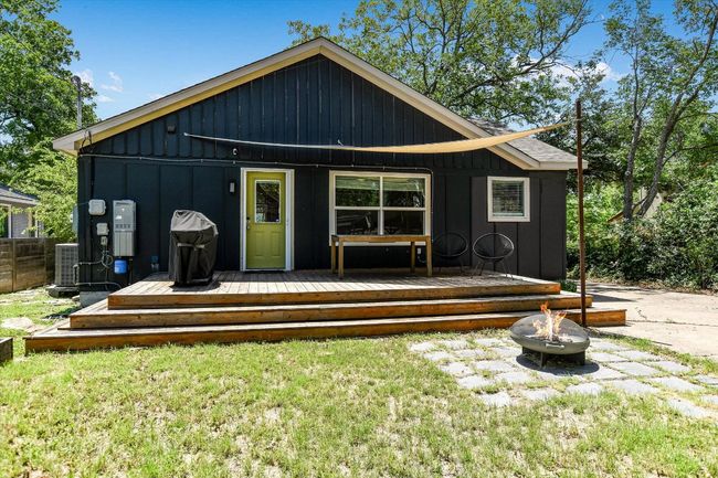 3004 Breeze Ter, House other with 3 bedrooms, 2 bathrooms and 2 parking in Austin TX | Image 18
