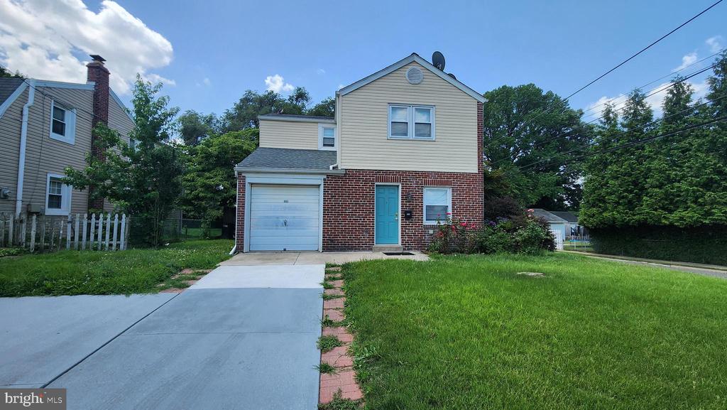 Residential Lease in FOLCROFT 2