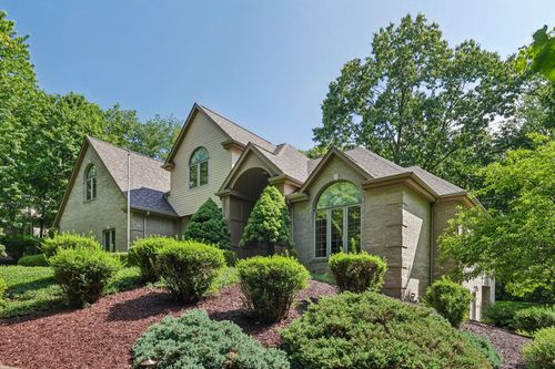 406 Settlers Village Cir, Cranberry Twp, PA, 16066-2161 | Card Image