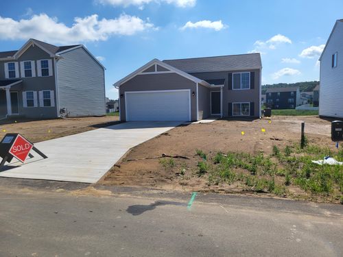 58751 Swenson St, Mattawan, MI, 49071-8001 | Card Image