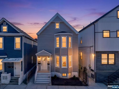 319 William St, Harrison, NJ, 07029-1313 | Card Image