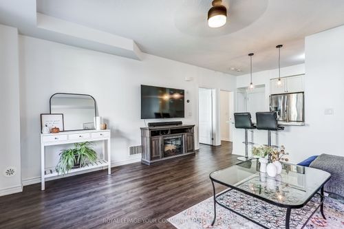 39-1430 Gord Vinson Ave, Courtice, ON, L1E0J6 | Card Image