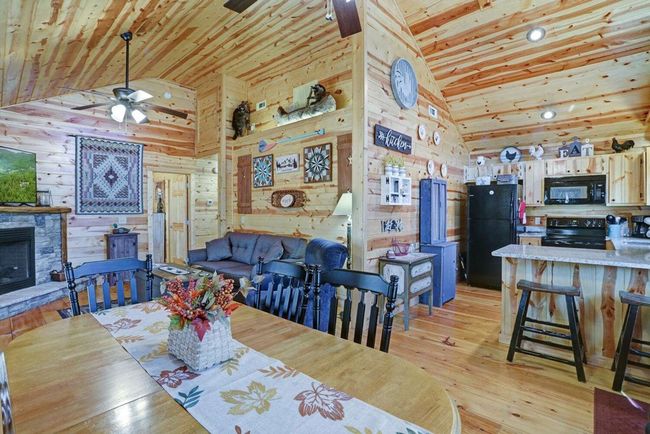 20 Lauras Cove Ln, House other with 2 bedrooms, 2 bathrooms and 1 parking in Murphy NC | Image 10